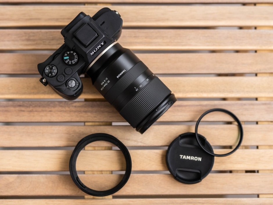 Tamron 28 75 mm f 2 8 Sony e 2