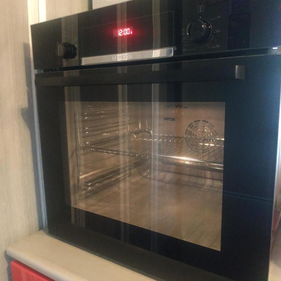 Электрический духовой шкаф Bosch hbf534eb0r