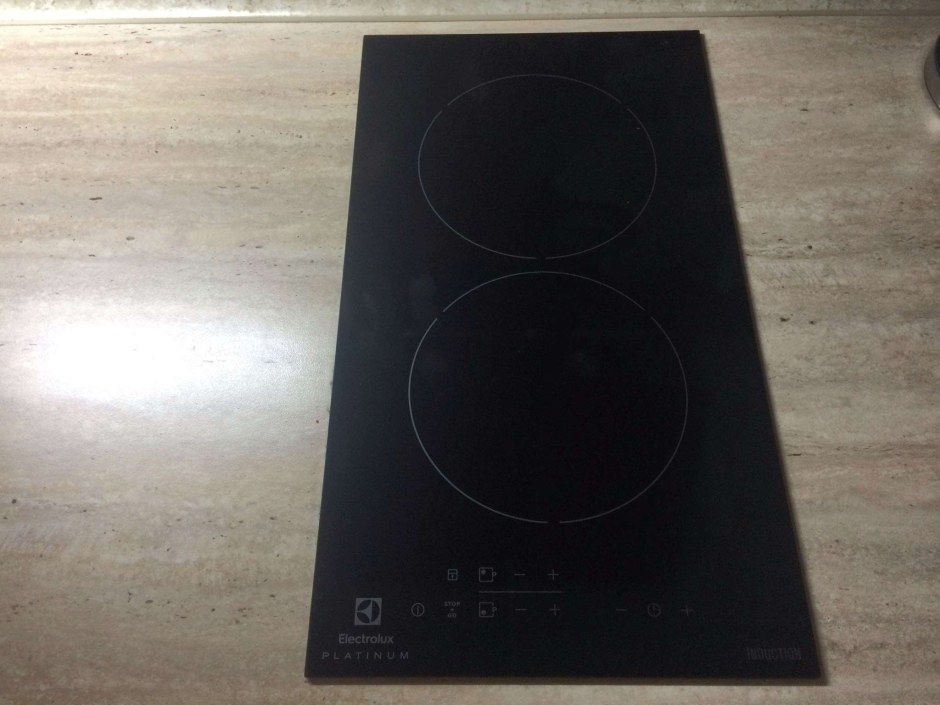 Electrolux ehh 93320 индукционная