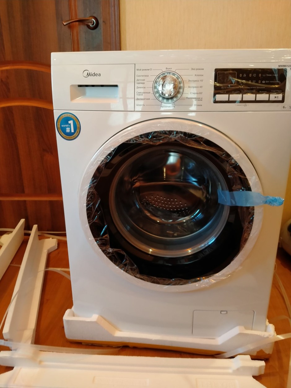 Стиральная машина Midea MWM 7143 Glory