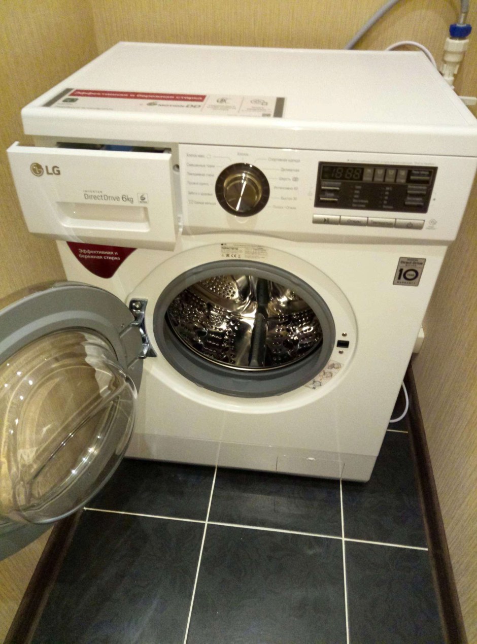 Стиральная машина LG f1096nd3 4 кг