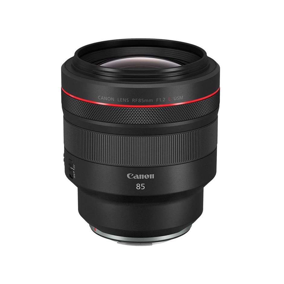 Объектив Canon EF S 18-135mm