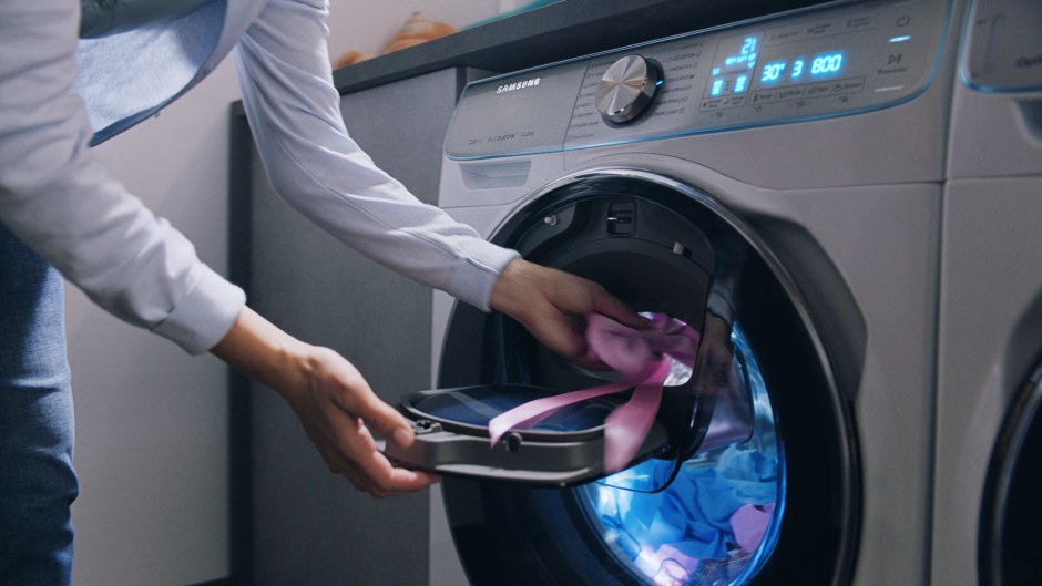 Стиральная машина Samsung ADDWASH ww65k52e69s