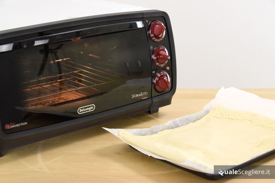 Печь Delonghi Sfornatutto Turbo Convection