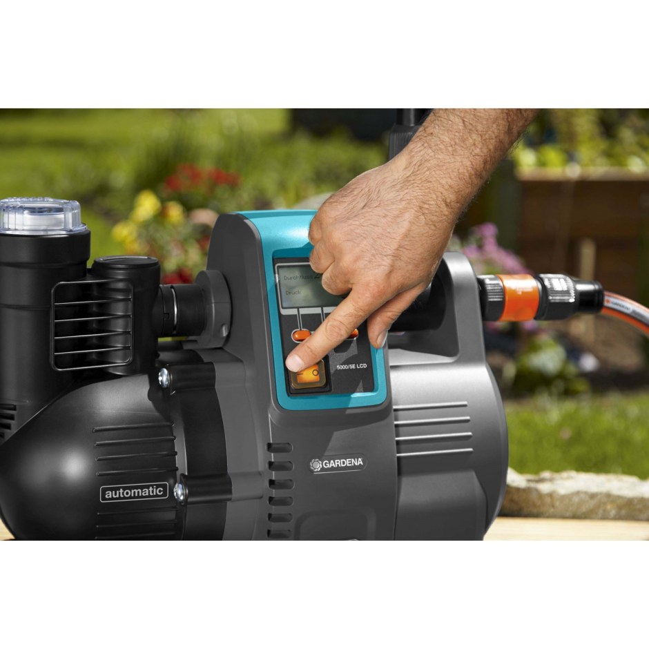 Насос Gardena Comfort 5000/5e LCD напорный автоматический
