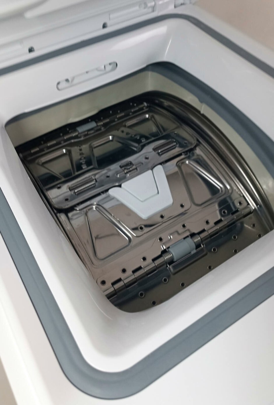 Стиральная машина с вертикальной загрузкой Midea f e 12 w 75 v w s