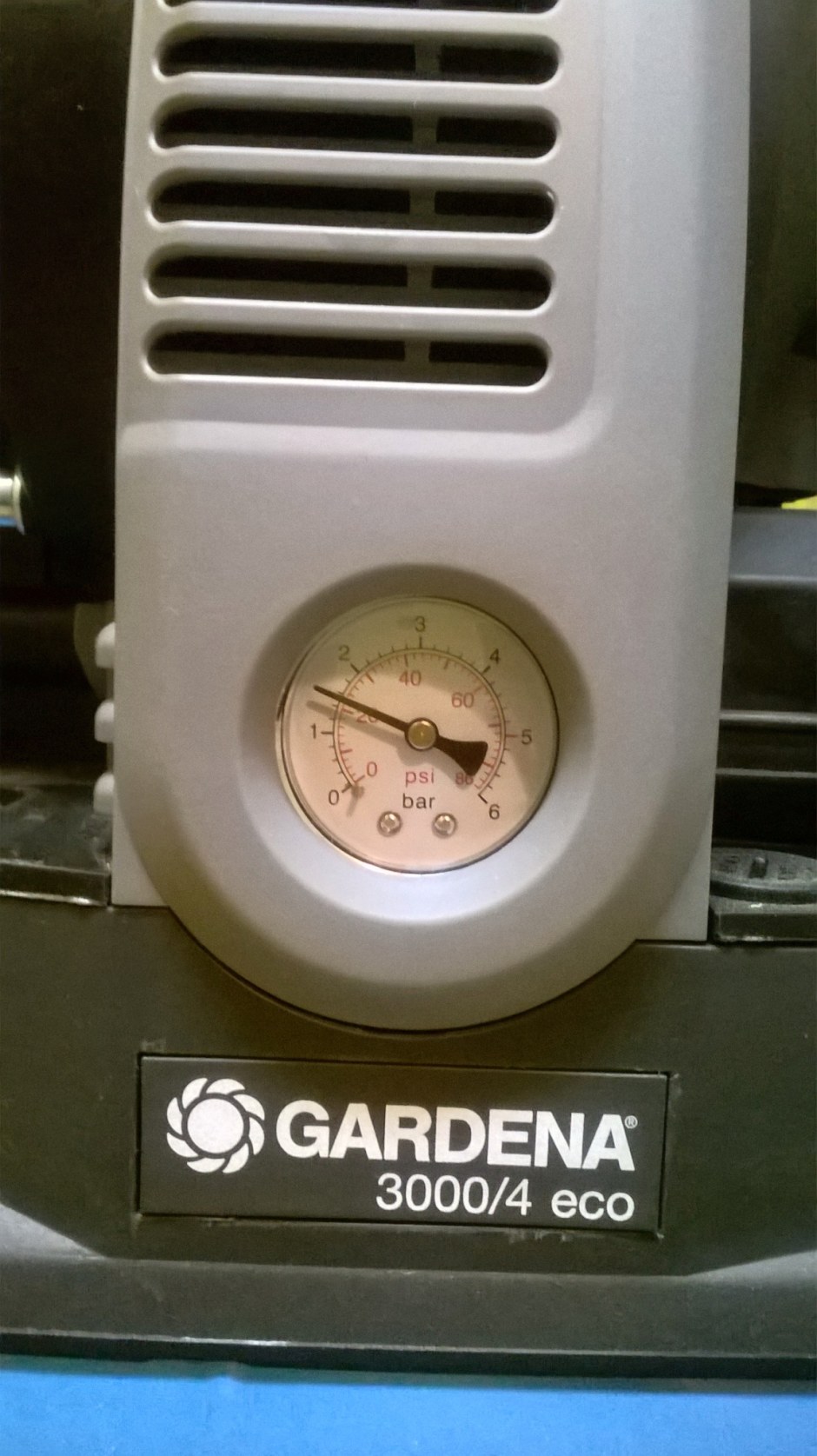 Насосная станция Gardena 3000/4 Eco Classic (01753