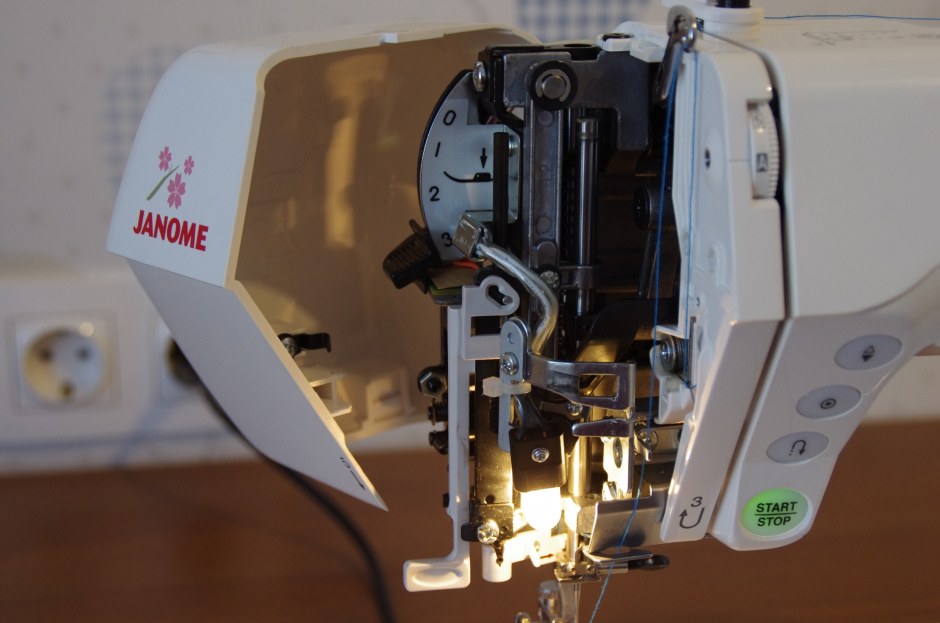 Janome DC 4030 ошибка