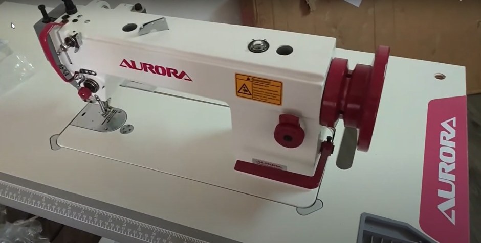 Швейная машинка Aurora a-0302d